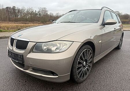 BMW 330d Touring "Navi"Klimaautomatik"AHK"SHZ