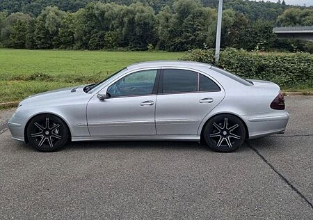 Mercedes-Benz E 200 KOMPRESSOR AVANTGARDE Avantgarde