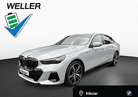BMW i5 xDr40 M Sport Pro DA-Prof,PA+,B+W,AHK,Iconic