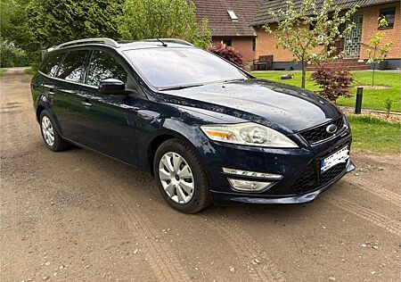 Ford Mondeo 2,3 Ghia X Turnier mit vollausstattung