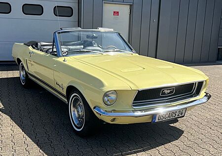 Ford Mustang Cabrio, 289 V8, Original-Zustand