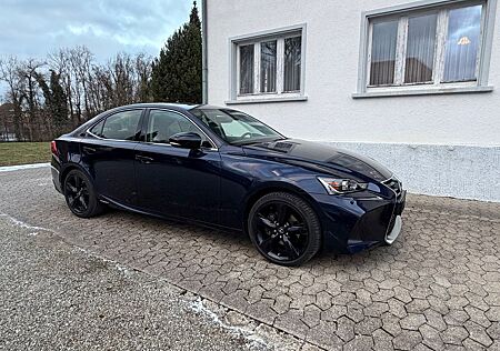 Lexus IS 300 IS 300h PREMIUM NAVI KAMERA SHZ TEMPOMAT