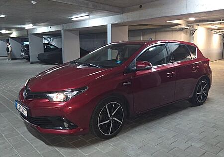 Toyota Auris Hybrid Team Deutschland 1,8-l-VVT-i Te...