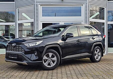 Toyota RAV 4 2.0 Valvematic Team Deutschland ACC Spur