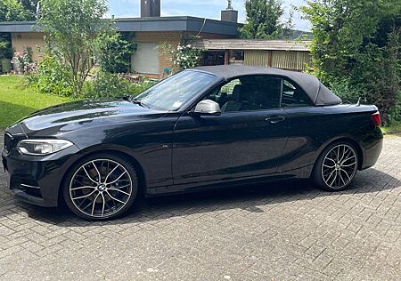 BMW 240 M240i xDrive Steptronic Cabrio - Top Zustand