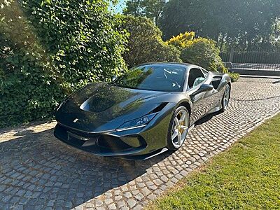Ferrari F8 Coupe , 1 Hd, 2023, Carbon, Werksgarantie