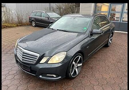 Mercedes-Benz E 300 CDI BlueEFFICIENCY AVANTGARDE AVANTGARDE