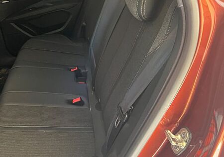 Peugeot 3008 1.2 PureTech 130 Allure Allure