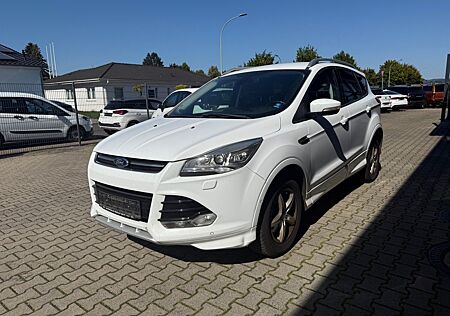 Ford Kuga Individual *NAVI*LED*LEDER*SITZHZ*AHK*TEMPO