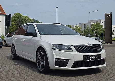 Skoda Octavia Combi RS + CANTON + PANO + AHK