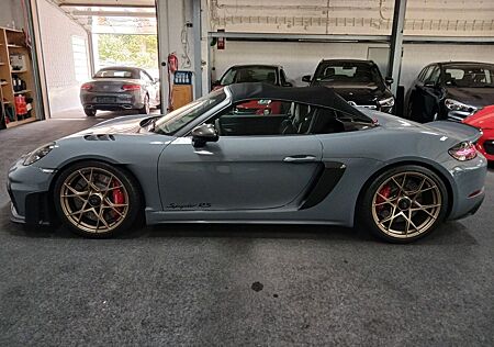 Porsche Boxster 718 Spyder Rs NEUWAGEN ZUSTAND!
