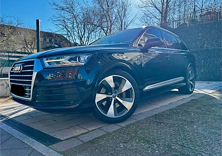 Audi Q7 50TDI Quattro (3x-SLine)-(OFFROAD)