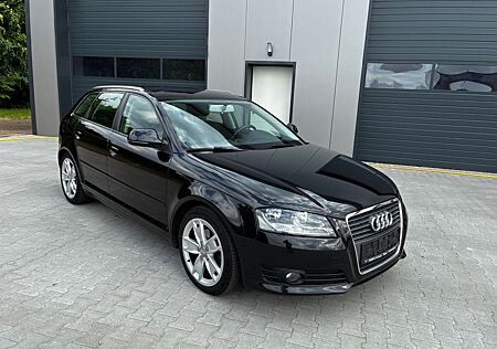 Audi A3 Sportback 1.8 TFSI TÜV NEU+ AUTOM+PANO+S-HEFT