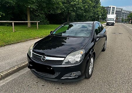 Opel Astra GTC 1.6 ECOTEC Edition 111 Jahre 85kW ...