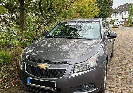 Chevrolet Cruze 1.8 LS Benziner LS