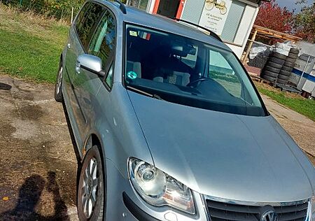 VW Touran Volkswagen 2.0 TDI 7 Sitzer