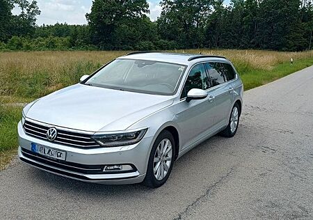 VW Passat Variant Volkswagen Passat Var 2.0 TDI SCR DSG CL STHZ, KAM, MTRXLED