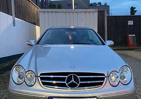 Mercedes-Benz CLK 320 AVANTGARDE Avantgarde