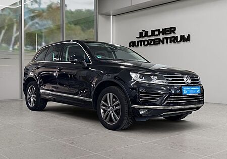 VW Touareg Volkswagen V6 TDI Terrain Tech 4Motion R-Line