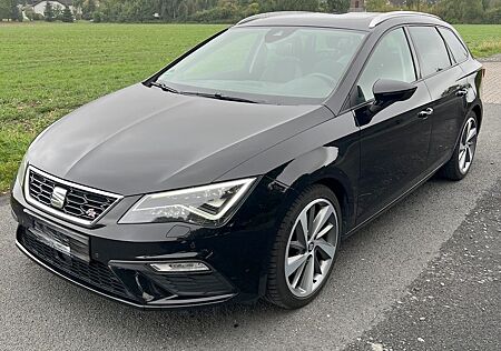 Seat Leon gebraucht kaufen Seat Leon ST FR 2.0 TDI 184PS DSG PANO AHK 8 Fach
