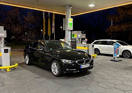 BMW 316i Sport Line Sport Line