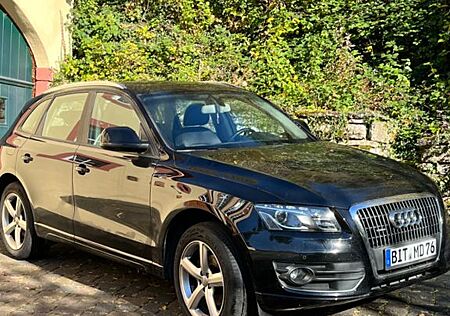 Audi Q5 2.0 quattro - Xenon AHK