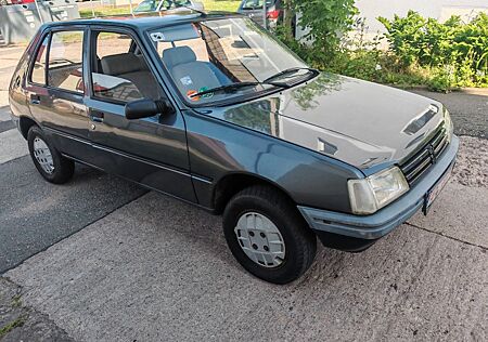 Peugeot 205 1.4i 106000km /1.Hand /guter Zustand /TÜV