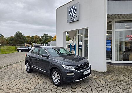 VW T-Roc Volkswagen Style Navi AHK