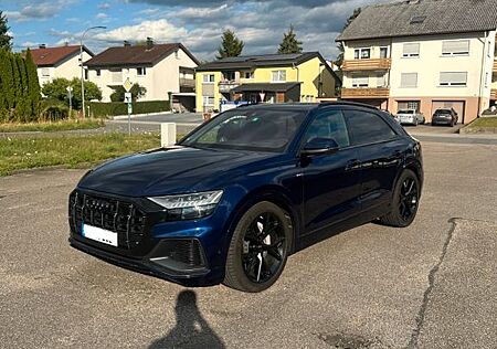 Audi Q8 50 TDI quattro S-Line