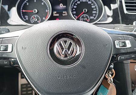 VW Golf Volkswagen 1.6 TDI DSG BMT ALLSTAR Variant ALLSTAR