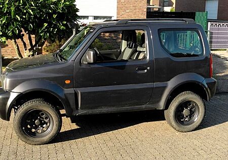 Suzuki Jimny 4WD TÜV Klima Sehr gepflegt Extras.