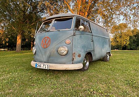 VW T1 Volkswagen Volkswagen Bus ratlook