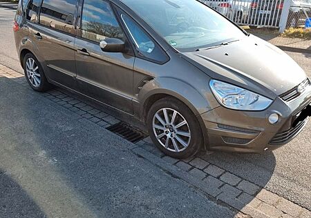 Ford S-Max 2,0 TDCi 103kW DPF Trend Trend