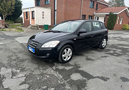 Kia Cee'd / Ceed 1.6 CRDi 115PS LX