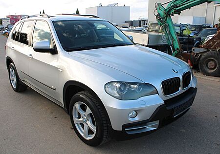 BMW X5 3.0d*KLIMATRONIK*NAVI*LEDER*PANO*CAM*HUD*AHK*