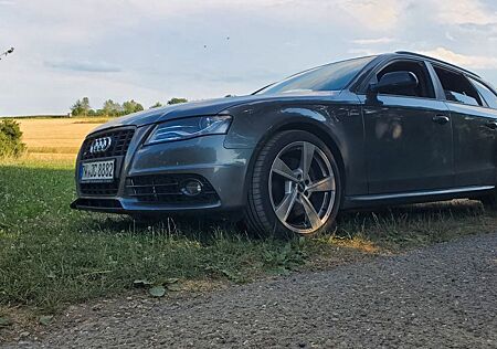 Audi S4 3.0 TFSI quattro Avant Exclusive, Schalensitz