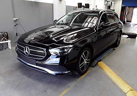 Mercedes-Benz E 220 Avantgarde LED Navi PDC Distr.+ DAB MBUX