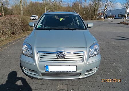 Toyota Avensis 1.8-l-VVT-i Sol Automatik Sol