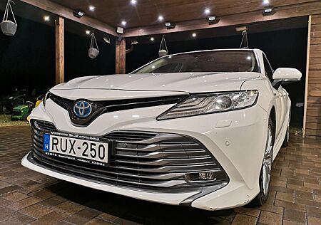 Toyota Camry Hybrid Executive