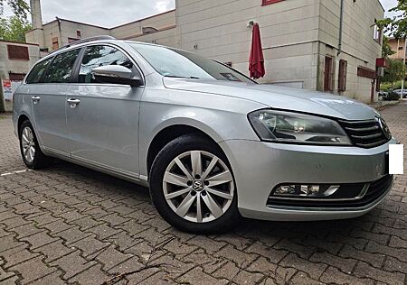 VW Passat Volkswagen 1.6 TDI Comfortline BlueMotion Tech C...