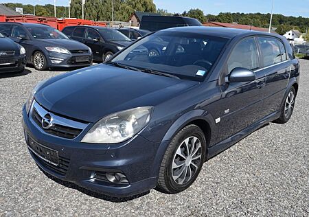 Opel Signum Edition Plus XENON / NAVI / KLIMA / PDC