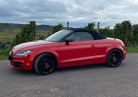 Audi TT Roadster 3.2 S tronic quattro -