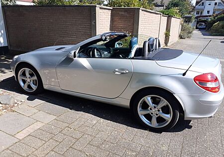 Mercedes-Benz SLK 350 -