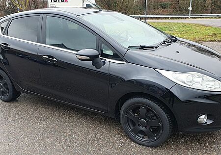 Ford Fiesta Titanium/TÜV-2027/Klimaautomatik/Sitzhz./
