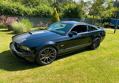 Ford Mustang GT Premium V8