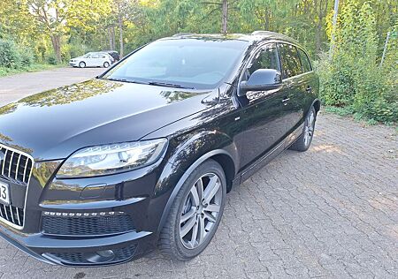 Audi Q7 4.2 TDI quattro S Line Sehr gute Austattung