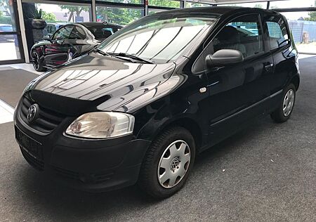 VW Fox Volkswagen Basis/Klima/Servo/Radio-CD
