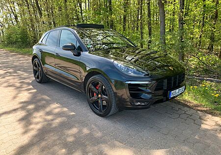 Porsche Macan GTS Bose Pano AHK Luft Keyless