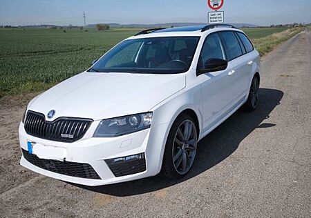 Skoda Octavia TDI DSG RS /Pano /Canton/Standhzg/Leder