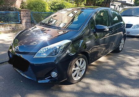 Toyota Yaris 1,5-l-VVT-i Hybrid Life Klima Navi Kamera